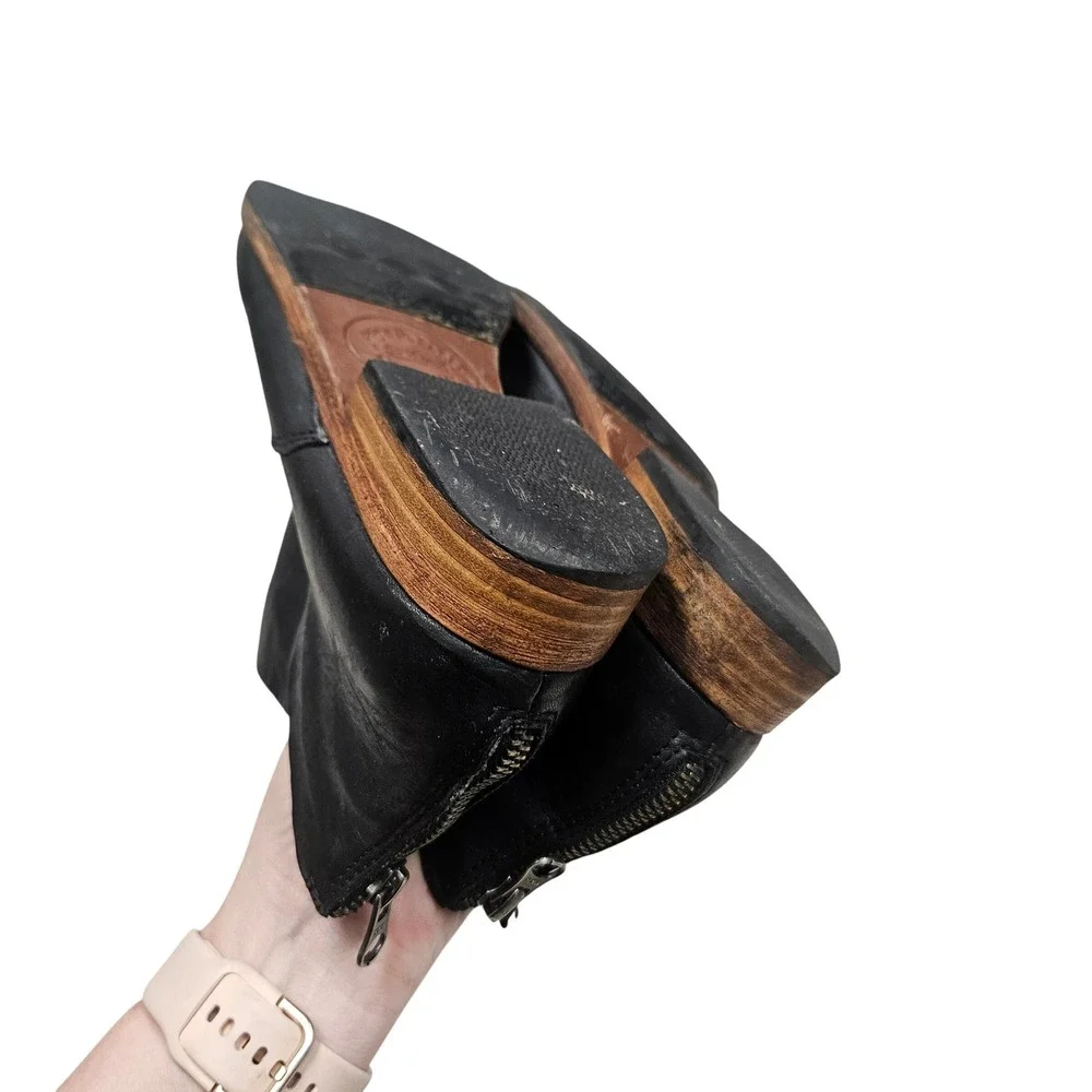 Kork-Ease Ankle Boots Womens 7.5 Black Leather Back Zip Cutout Block Heel Bootie